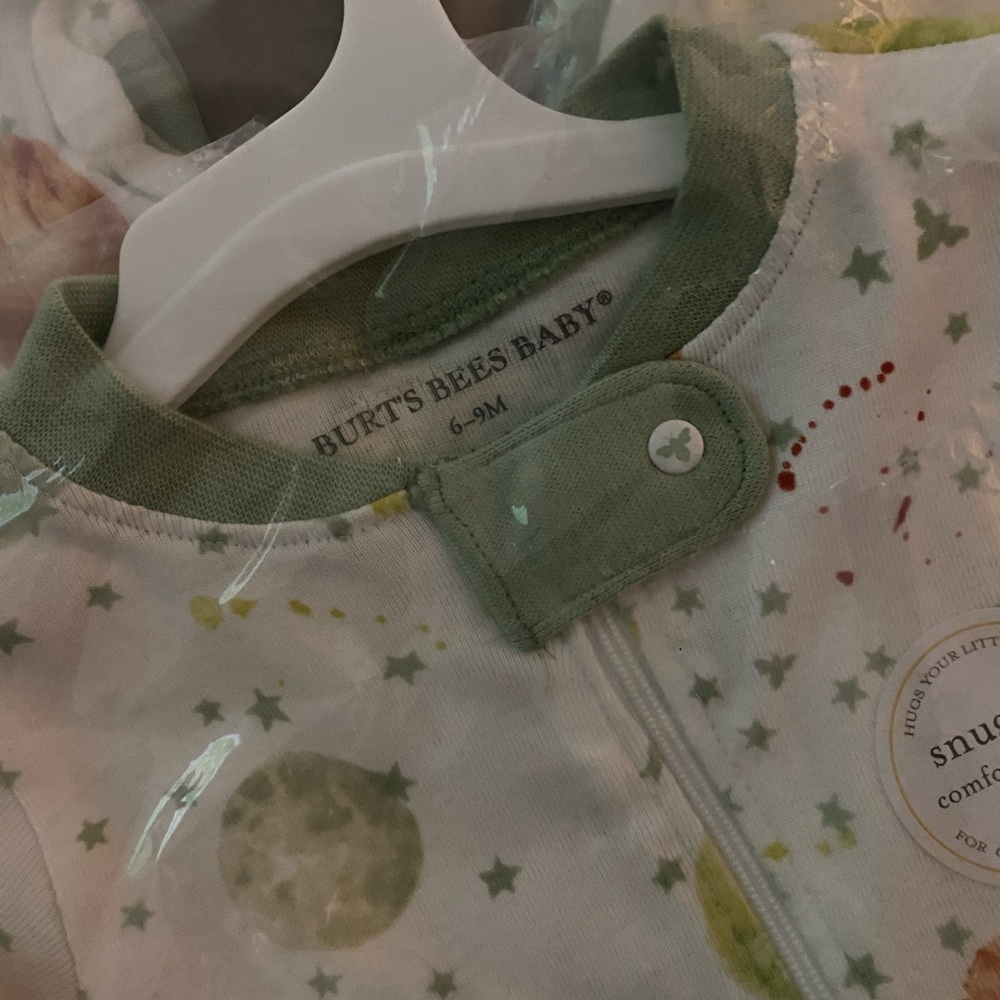 ⭐️NWT! Burts Bees Baby zip-up Pj’s, size 6-9mo - Picture 6 of 7
